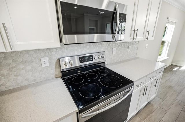 83 HUMMINGBIRD COURT, Palm Coast, FL 32164