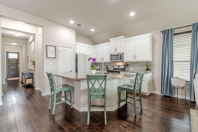 109 Tulip Garden TRL, San Marcos, TX 78666