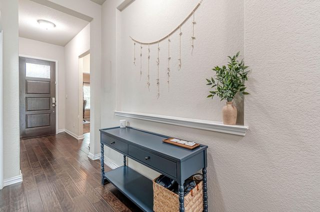 109 Tulip Garden TRL, San Marcos, TX 78666