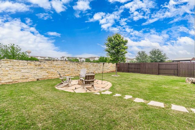 109 Tulip Garden TRL, San Marcos, TX 78666