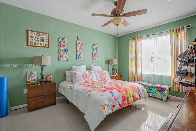 527 SE 31st Ave, Homestead, FL 33033