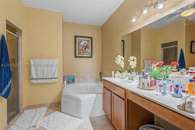 527 SE 31st Ave, Homestead, FL 33033