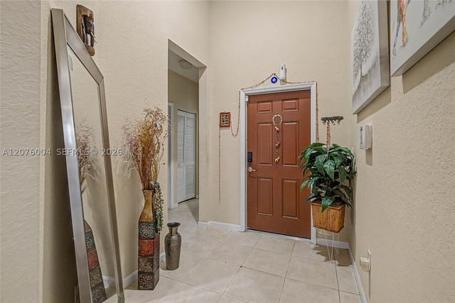 527 SE 31st Ave, Homestead, FL 33033