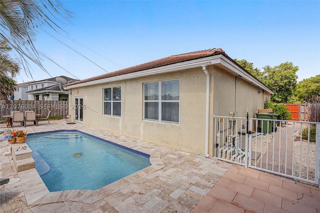 527 SE 31st Ave, Homestead, FL 33033