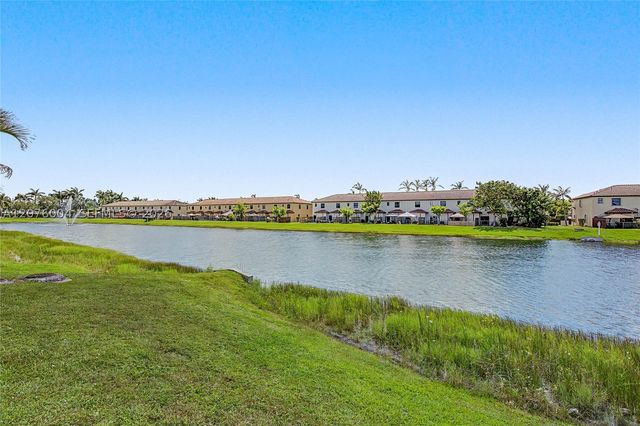 527 SE 31st Ave, Homestead, FL 33033