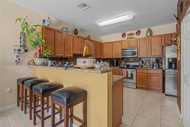 527 SE 31st Ave, Homestead, FL 33033