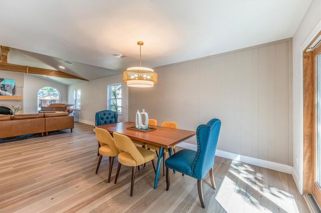 2002 Shadow Bend Drive, Houston, TX 77043