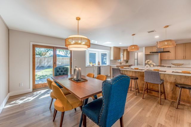 2002 Shadow Bend Drive, Houston, TX 77043