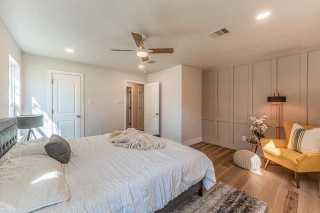 2002 Shadow Bend Drive, Houston, TX 77043