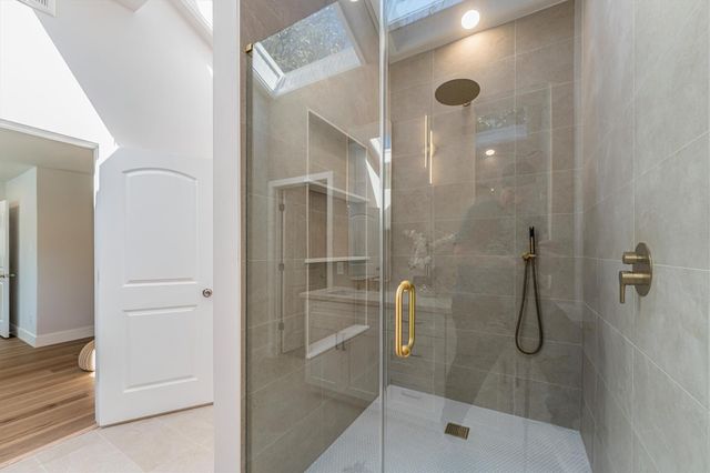 2002 Shadow Bend Drive, Houston, TX 77043