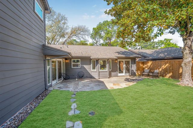 2002 Shadow Bend Drive, Houston, TX 77043