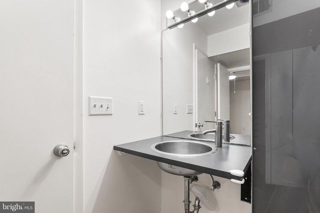 2153 CHAPEL VALLEY LN, Lutherville Timonium, MD 21093