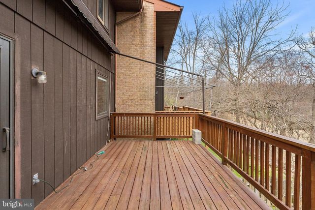 2153 CHAPEL VALLEY LN, Lutherville Timonium, MD 21093