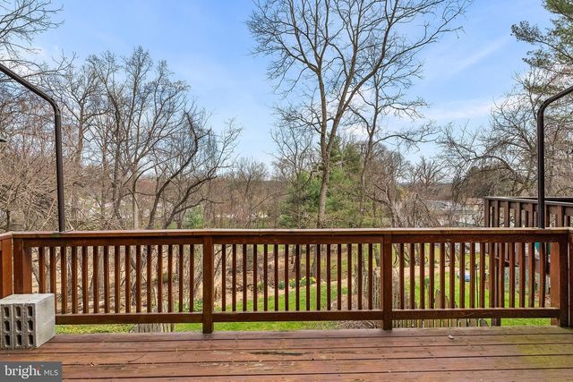 2153 CHAPEL VALLEY LN, Lutherville Timonium, MD 21093