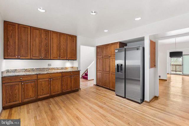 2153 CHAPEL VALLEY LN, Lutherville Timonium, MD 21093