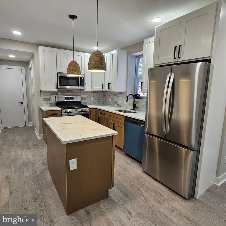 60 N 62ND ST, Philadelphia, PA 19139