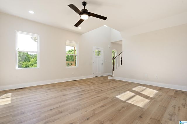 812 47TH PLACE S, Birmingham, AL 35222