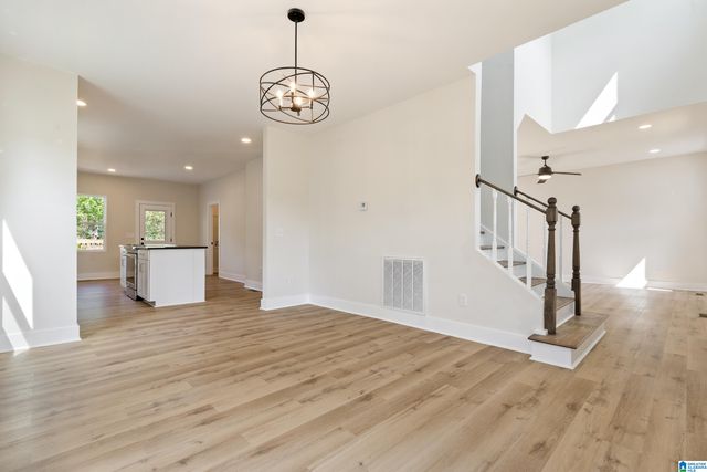 812 47TH PLACE S, Birmingham, AL 35222