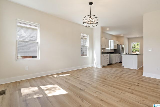 812 47TH PLACE S, Birmingham, AL 35222