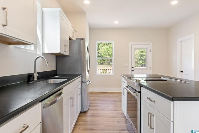 812 47TH PLACE S, Birmingham, AL 35222