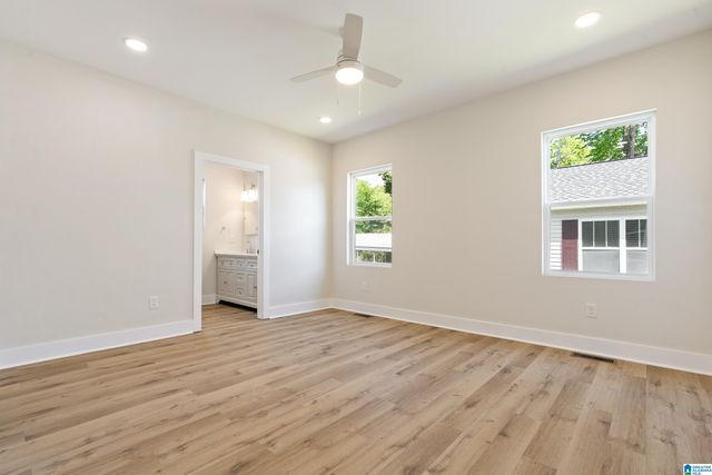 812 47TH PLACE S, Birmingham, AL 35222