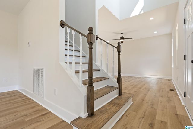 812 47TH PLACE S, Birmingham, AL 35222