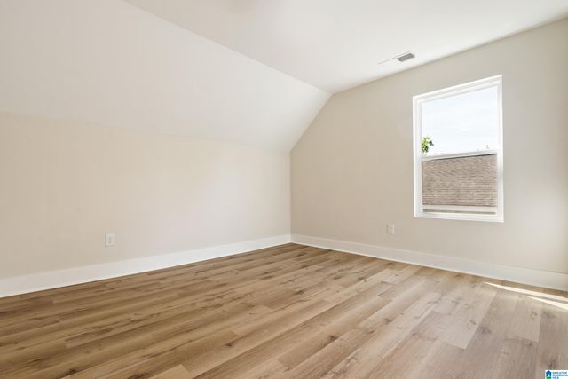812 47TH PLACE S, Birmingham, AL 35222