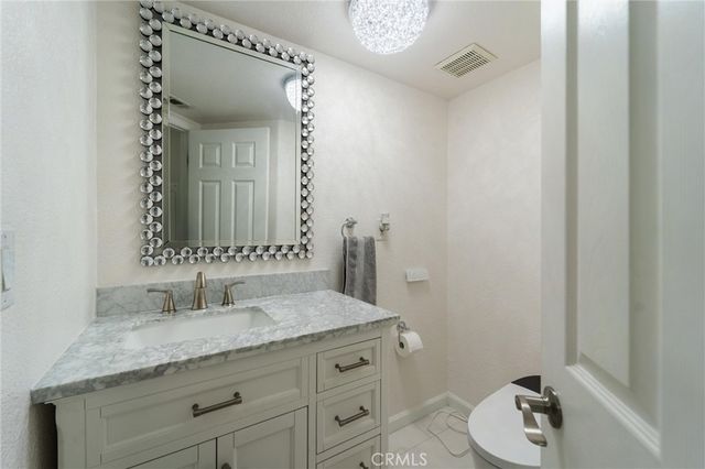 22640 Blue Teal, Canyon Lake, CA 92587