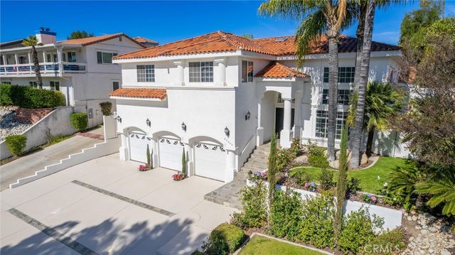 22640 Blue Teal, Canyon Lake, CA 92587