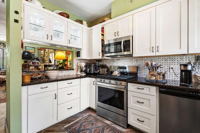 401 E Vista Chino 6, Palm Springs, CA 92262