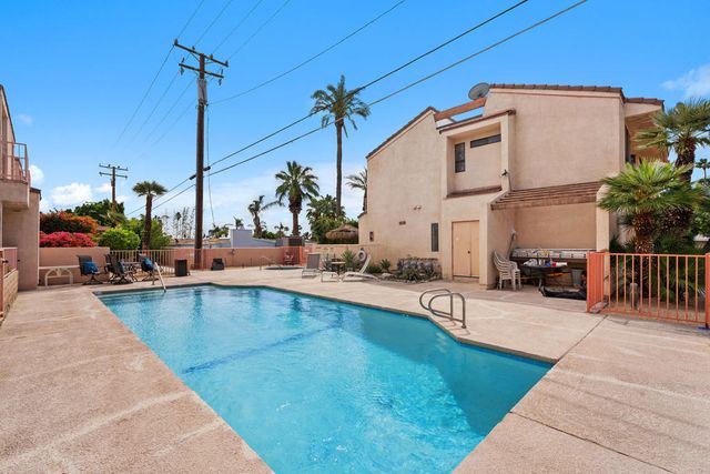 401 E Vista Chino 6, Palm Springs, CA 92262