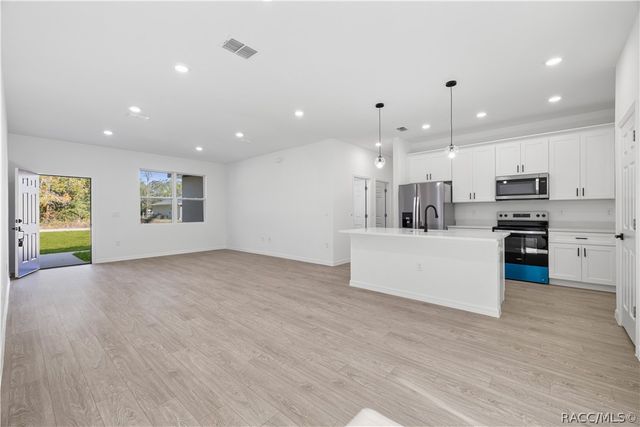 3378 W Citrus Springs Boulevard, Citrus Springs, FL 34433