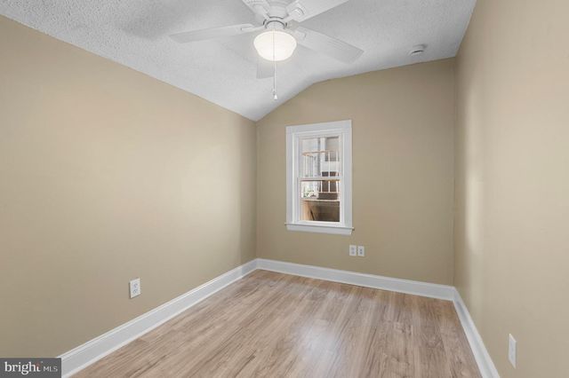 211 LAFAYETTE ST, Bordentown, NJ 08505
