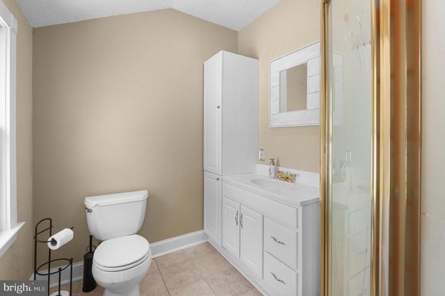 211 LAFAYETTE ST, Bordentown, NJ 08505