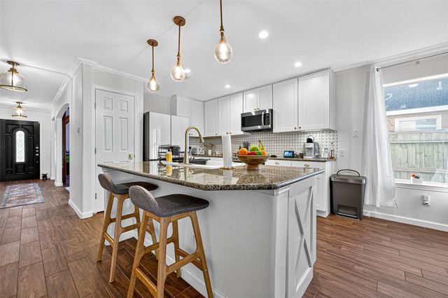 17935 Branch Creek Drive, Cypress, TX 77433