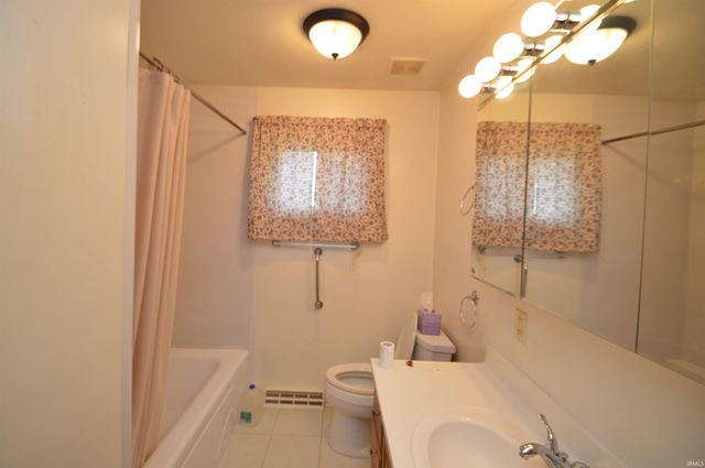 2808 Edison Road, South Bend, IN 46615