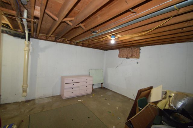 2808 Edison Road, South Bend, IN 46615