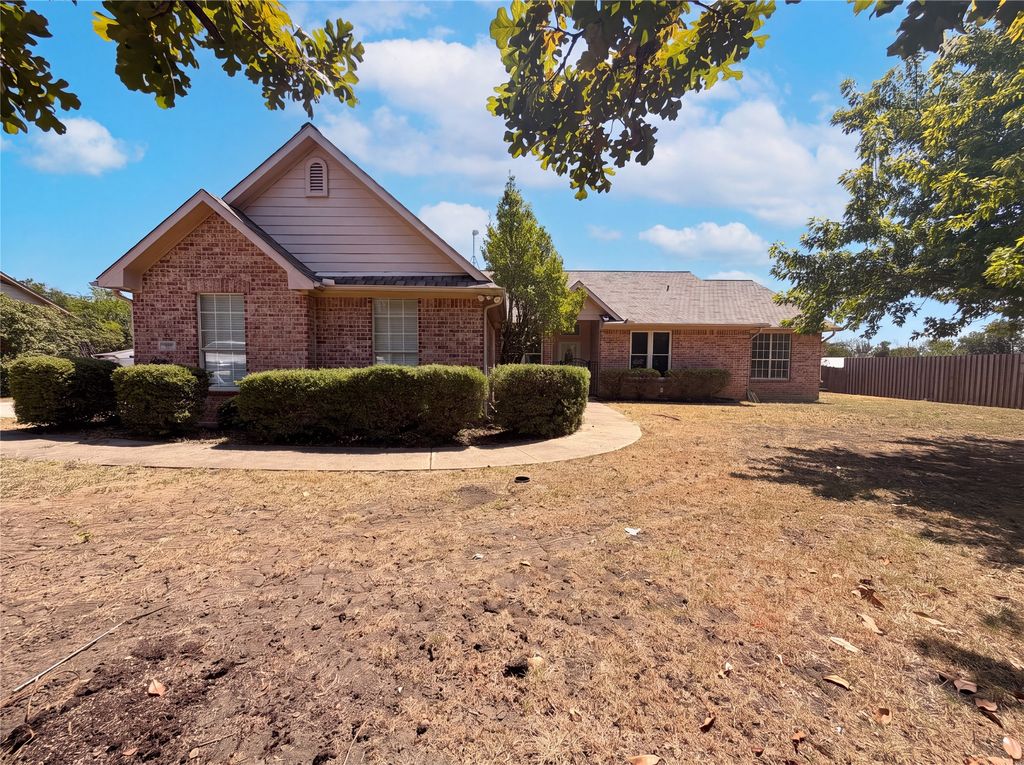 630 New Hope Road E, New Hope, TX 75071