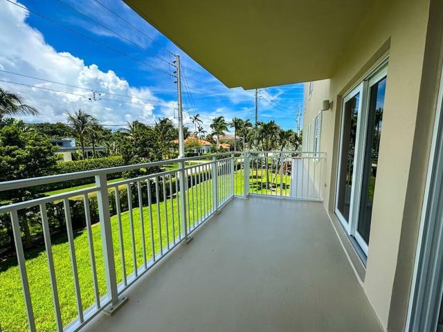 950 De Soto Road 2b, Boca Raton, FL 33432