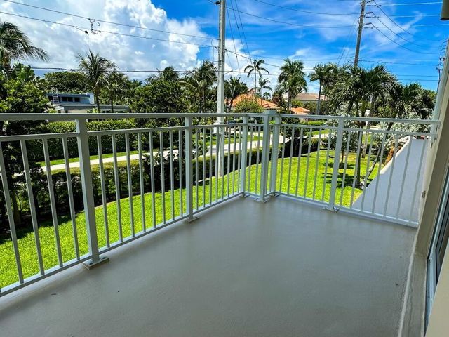 950 De Soto Road 2b, Boca Raton, FL 33432