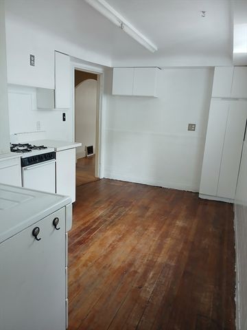 117 Auburn Street 1, Medford, MA 02155
