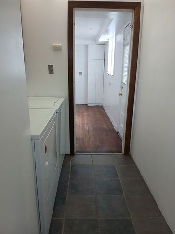 117 Auburn Street 1, Medford, MA 02155