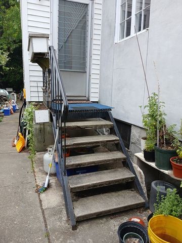 117 Auburn Street 1, Medford, MA 02155