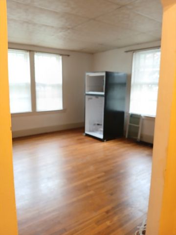 117 Auburn Street 1, Medford, MA 02155