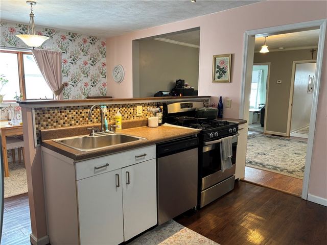 64 River Street, Oneonta, NY 13820