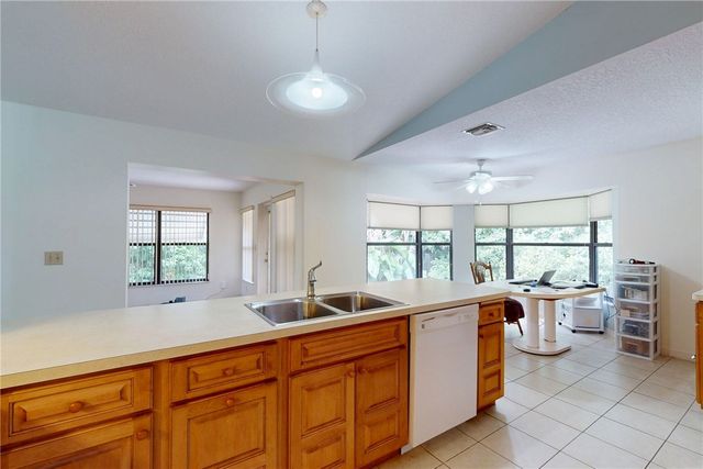 474 THOMAS Street, Sebastian, FL 32958