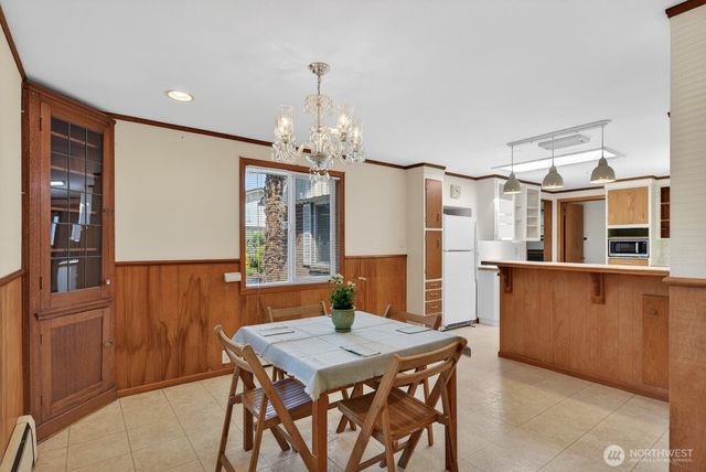 631 Giltner Lane, Edmonds, WA 98020
