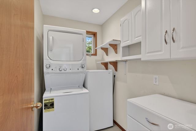 631 Giltner Lane, Edmonds, WA 98020