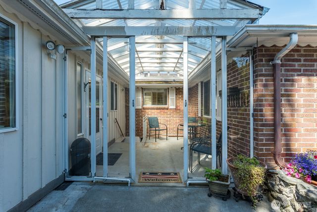 631 Giltner Lane, Edmonds, WA 98020
