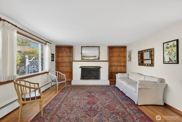 631 Giltner Lane, Edmonds, WA 98020